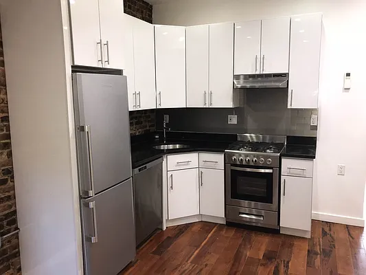 Rented by 3 Quincy Corp. | media 49