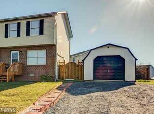 100 Lakeridge Dr, Stephens City, VA 22655