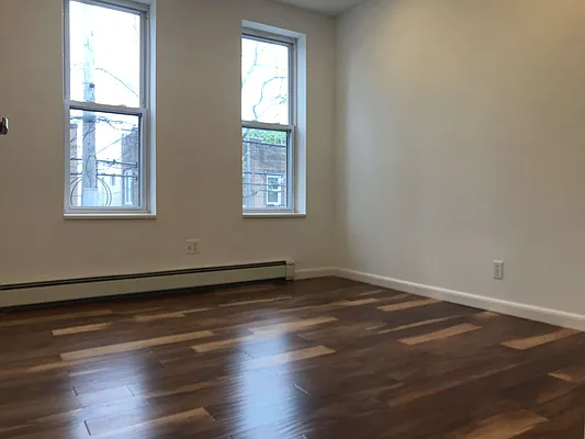 Rented by Capri Jet Realty Corp | media 18