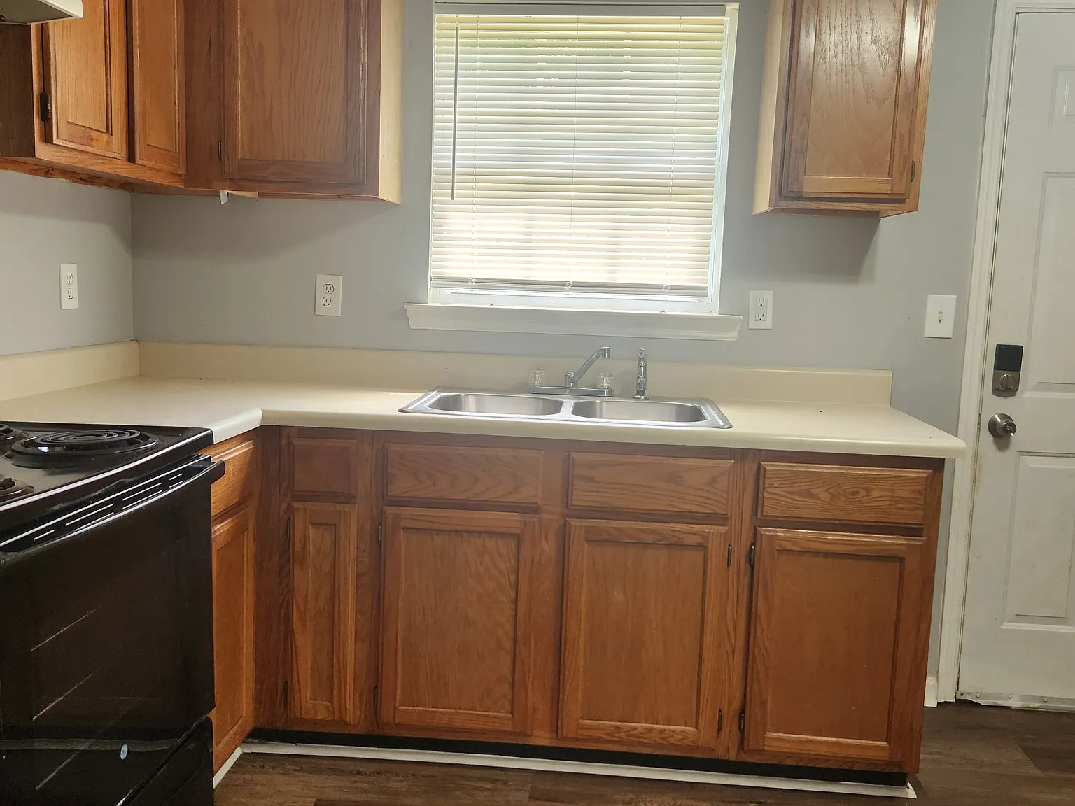 2 bed, 840 sqft, $999 — Photo 4