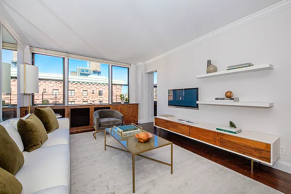 Sold by Compass | media 3