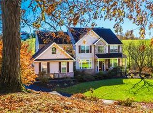 136 Starr Rd, Sinking Spring, PA 19608