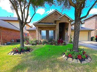 8026 Pavona Ridge Ln, Houston, TX 77040