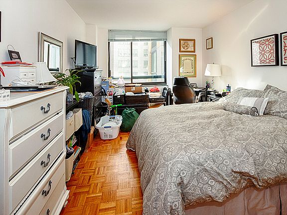 4th image of 171 E 84th St APT 7A