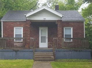 702 16th Ave, Middletown, OH 45044