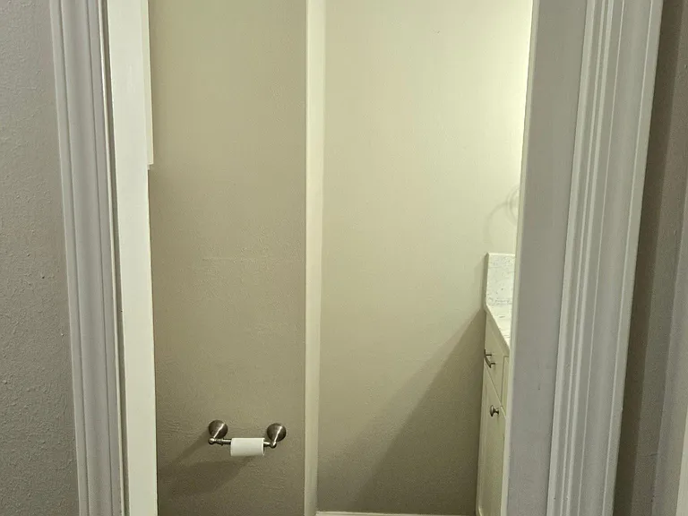 10061 Smitherman Dr — Photo 5