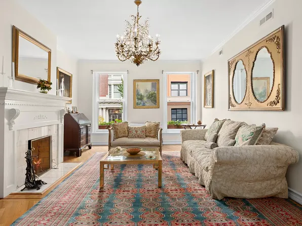 30 W 11th St, New York, NY 10011
