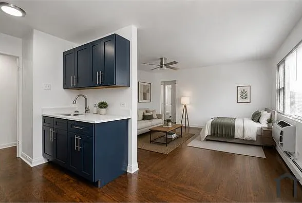 8039 S King Dr #303 — Photo 9