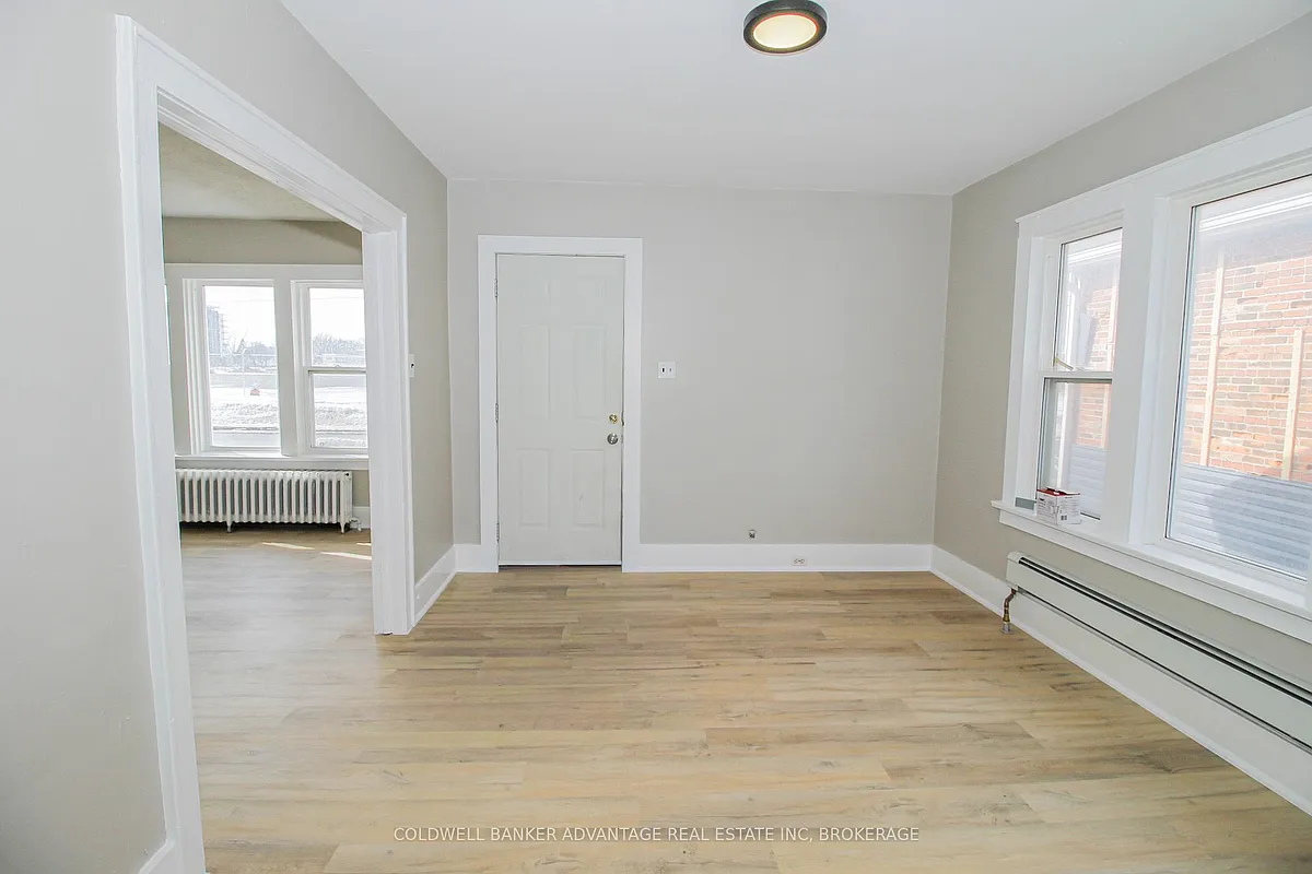 Building Photo - 181 Welland St #MAIN