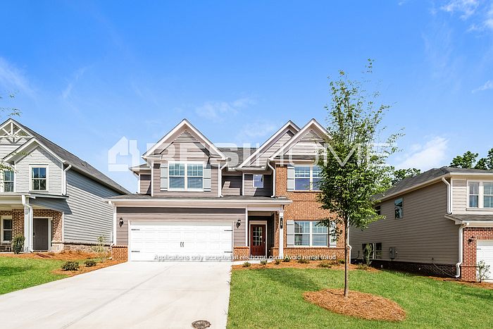 1st image of 108 Coachman Way