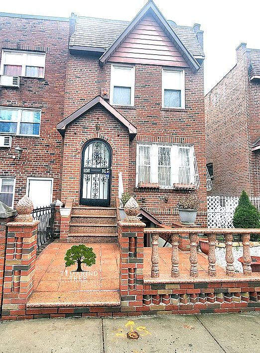 1st image of 4810 Avenue