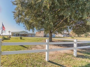 208 Cheneau Rd, Kaplan, LA 70548