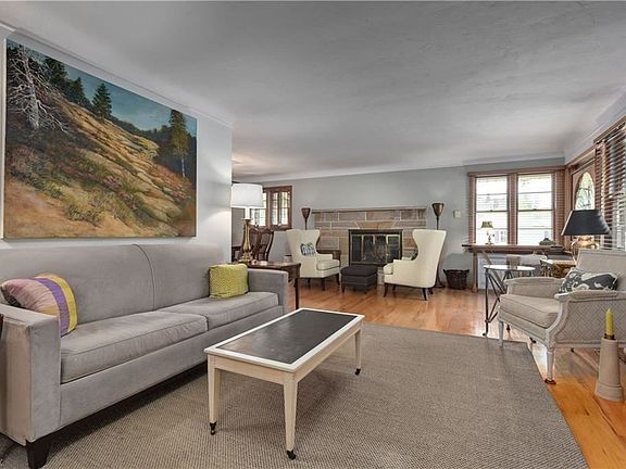 3rd image of 30000 Ashton Ln