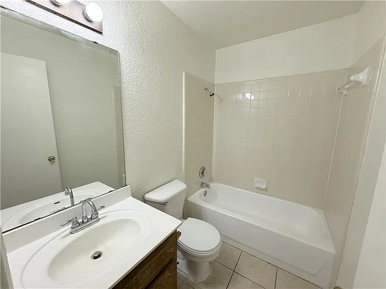 1210 Industrial Blvd #A — Photo 16