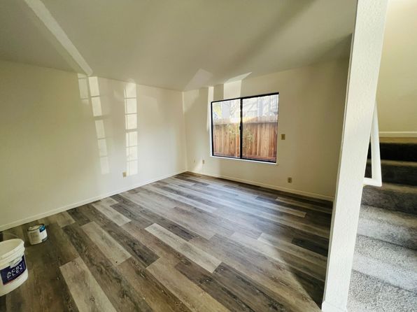 9163 Elk Grove Blvd #2