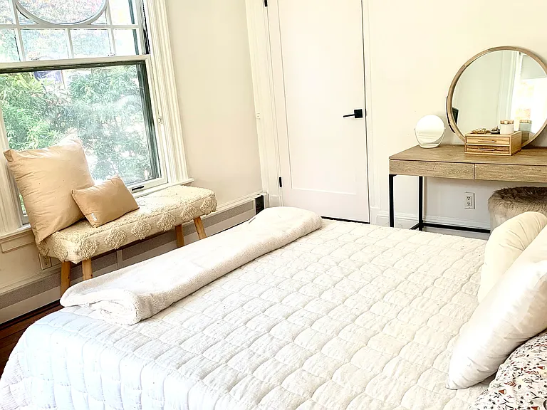 165 Waterman St #3 — Photo 9