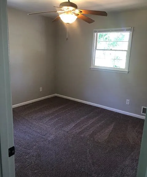 1021 Tuxedo Ln — Photo 17