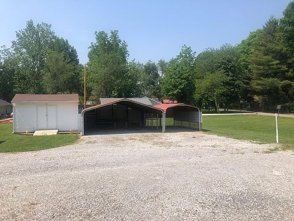4th image of 299 Fairlane Dr