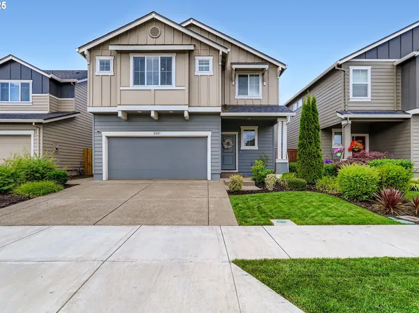 2221 Ben Brown Dr, Woodburn, OR 97071