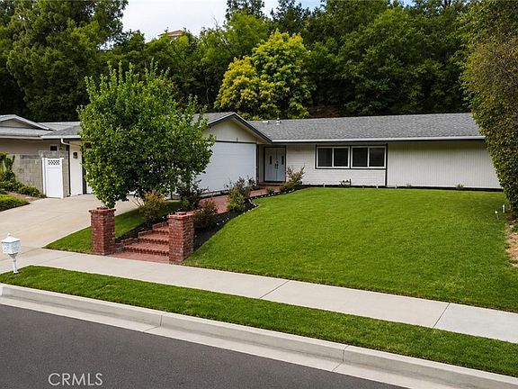 2nd image of 5777 Valerie Ave