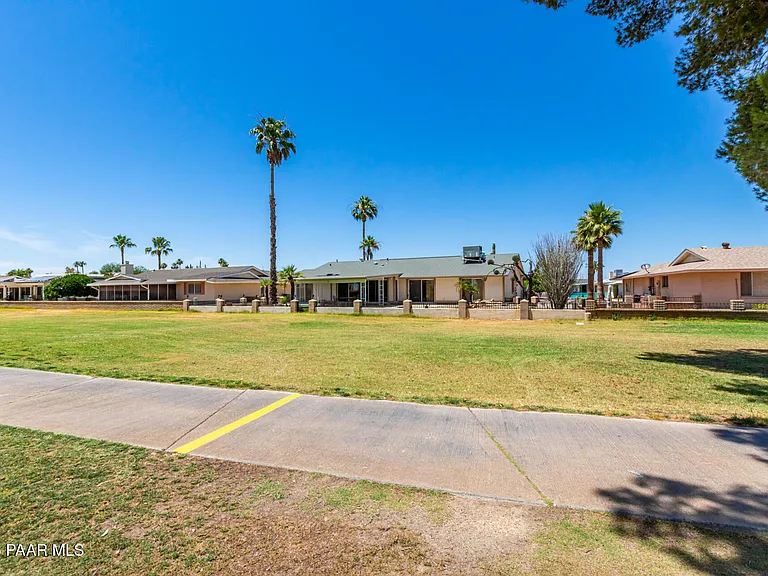11014 W Cheryl Dr — Photo 39