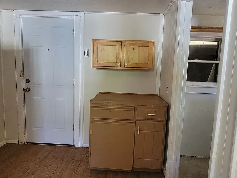 826 Forest Ave — Photo 10