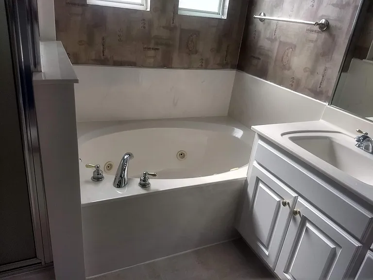 105 Admiral Porter Dr — Photo 30