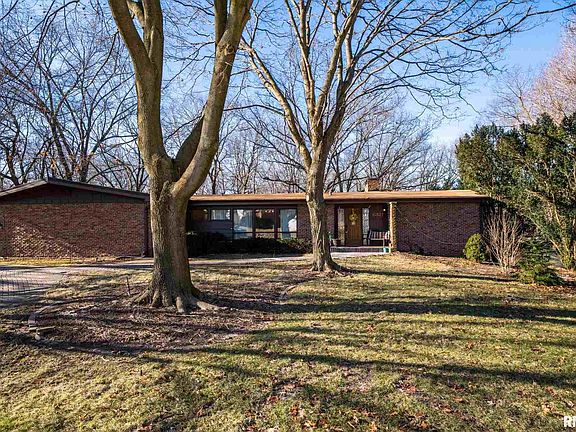 3rd image of 6321 N Burncrest Ct