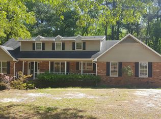 3606 Clearwater Dr, Fayetteville, NC 28311