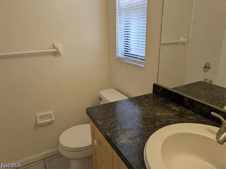 1318 SE 40th Ter #2 — Photo 9