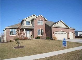 1411 Guiness Dr, Bloomington, IL 61705