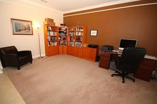 5th image of 401 Tulipwood Ln