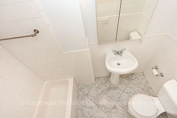 Rented by Copperwood Real Estate | media 36