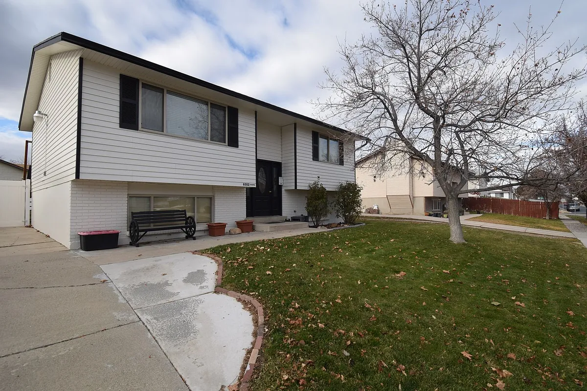 Building Photo - 6502 S 5180 W