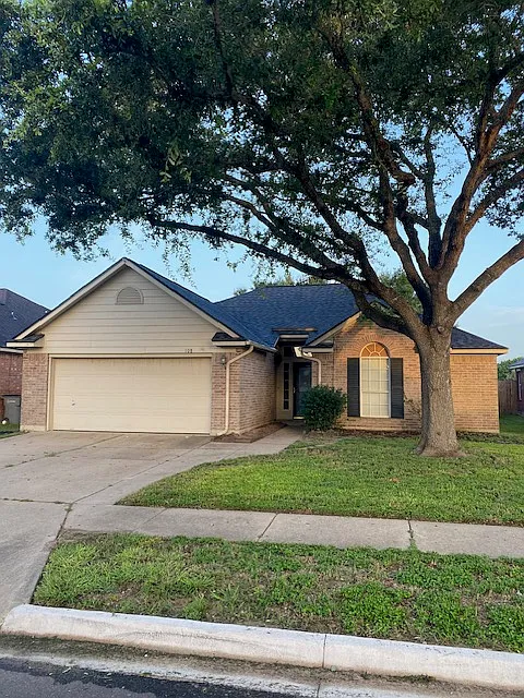 108 Appaloosa Dr — Photo 1