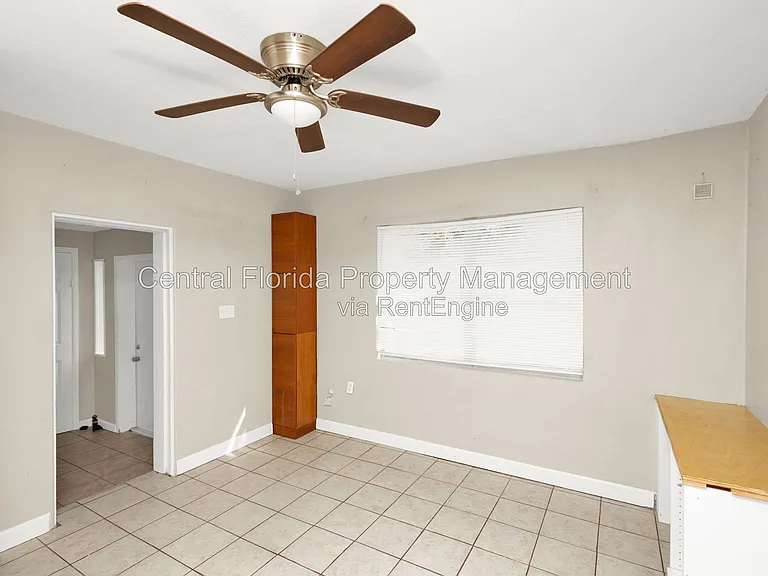 226 S Hill Ave — Photo 13