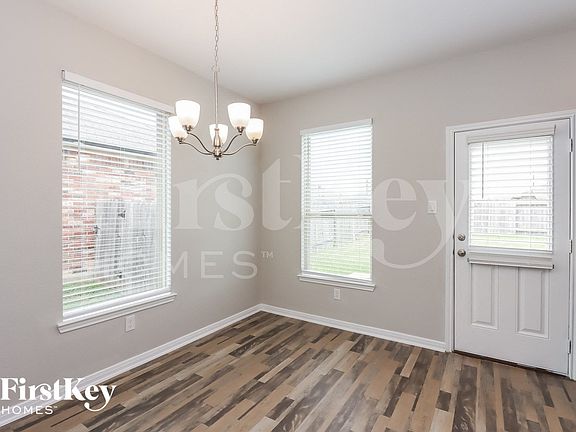 5th image of 5118 Chester Springs Ln