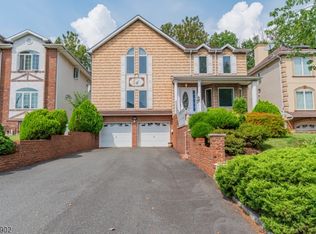 236 Washington Ave, Kenilworth, NJ 07033