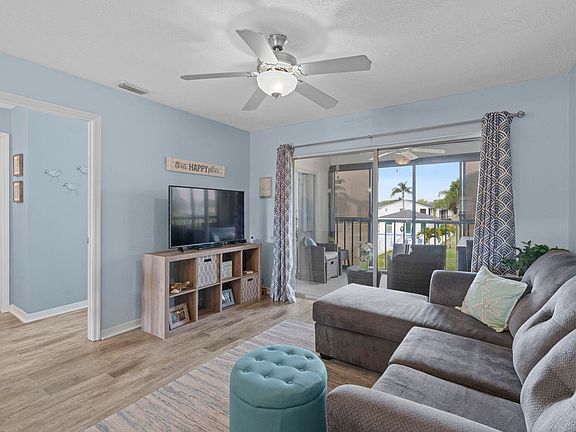 5th image of 1880 Knox McRae Dr Unit 213