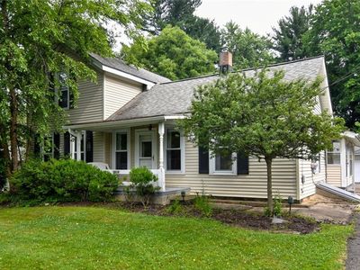 13674 W Spring St, Burton, OH, 44021