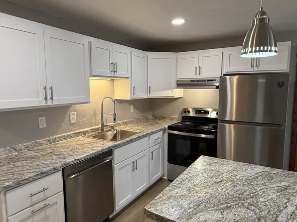 2750 Humboldt, 2750 Humboldt Rd #14, Green Bay, WI 54311