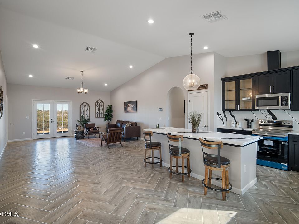 1st image of 35684 W chipman Road