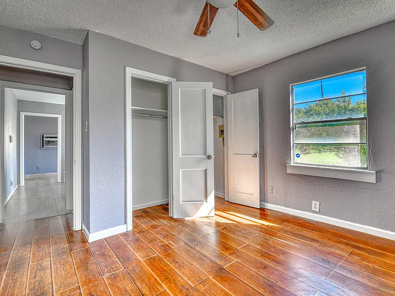 3330 Utah Ave — Photo 6