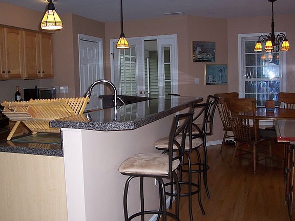 kitchen with breakfast nook