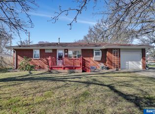 551 Trail Ridge Rd, Lincoln, NE 68505