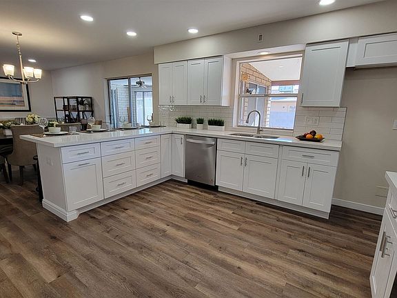 3rd image of 5135 E Forge Cir