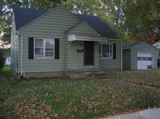 1353 Stratford St, Barberton, OH 44203