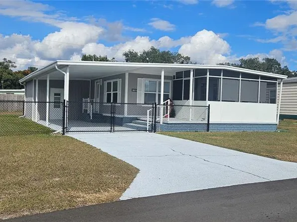 39053 Flora Ave, Zephyrhills, FL 33542