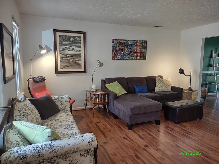 This photo has not been altered in any way: no edits or filters have been applied to try to deceive the viewer by having the room appear larger or brighter than it actually is.