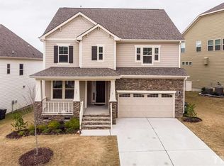 726 Vine Pond Ct, Apex, NC 27523